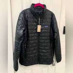 NEW Patagonia Nano Puff Jacket black size large L hiking